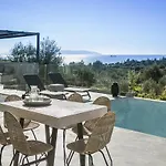 Olive Bay View Vila